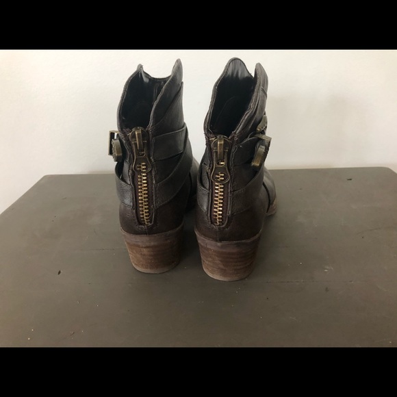 Pleather Fashion Booties - Size 7 - Picture 2 of 3